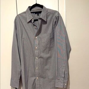 Men’s casual button down